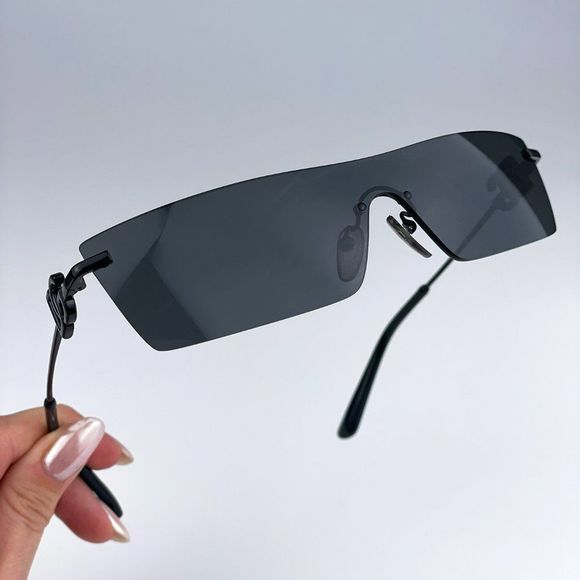 D&G DG2292 01/87 Sunglasses Black Dark Grey Rimless Butterfly Unisex